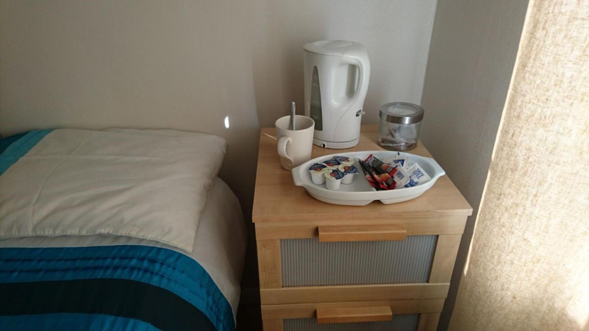 In Guest - En Shower Double With 1 Double Deyr Guest house *
