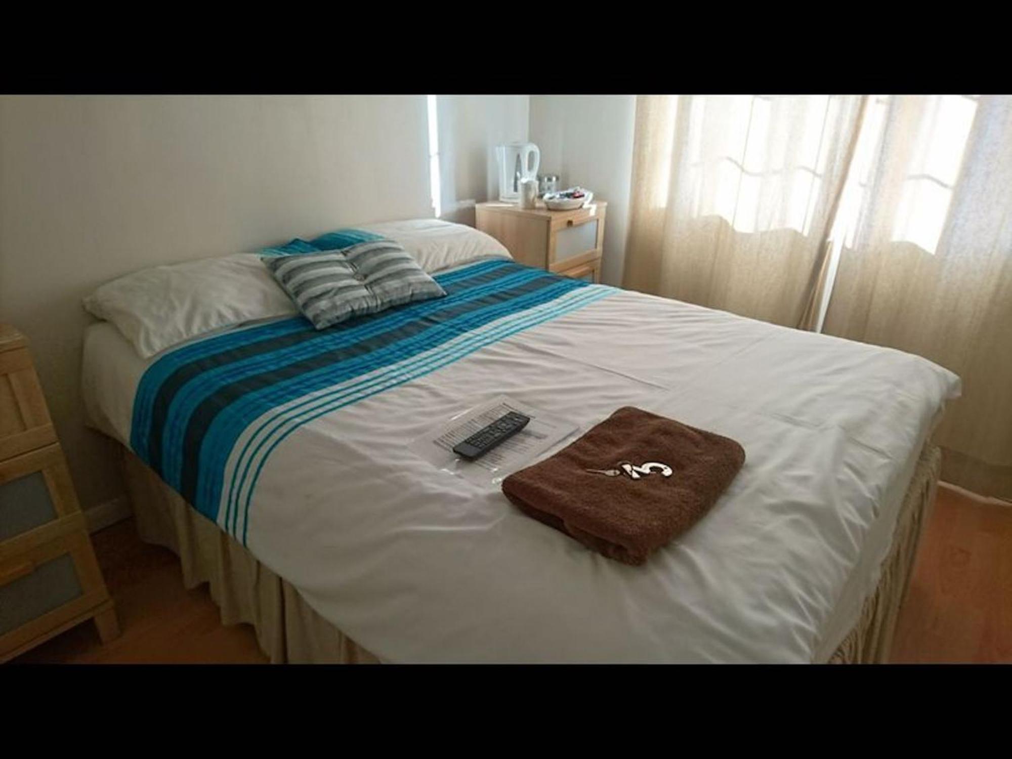 Guest house In Guest - En Shower Double With 1 Double Deyr *