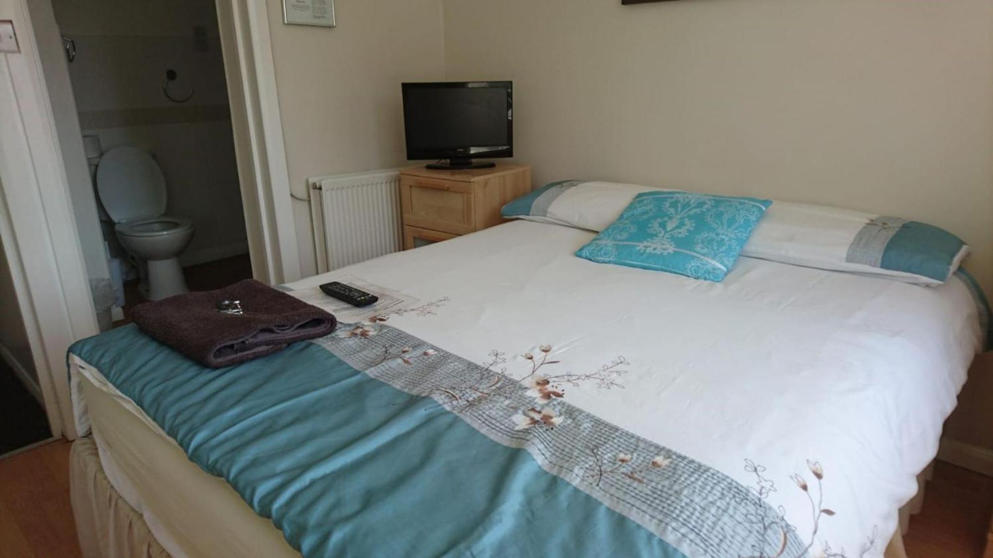 In Guest - En Shower Double With 1 Double Deyr Guest house